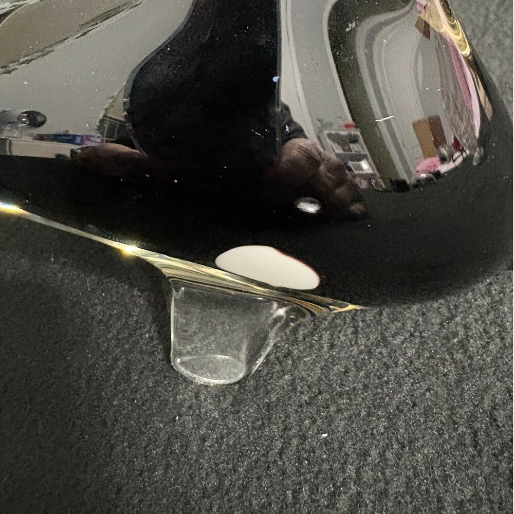 Vintage UG Collectable Handcrafted Orca/Whale Paperweight - Picture 2 of 5